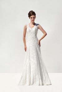 Wedding Dresses in Essex by White Wedding House 1085340 Image 5